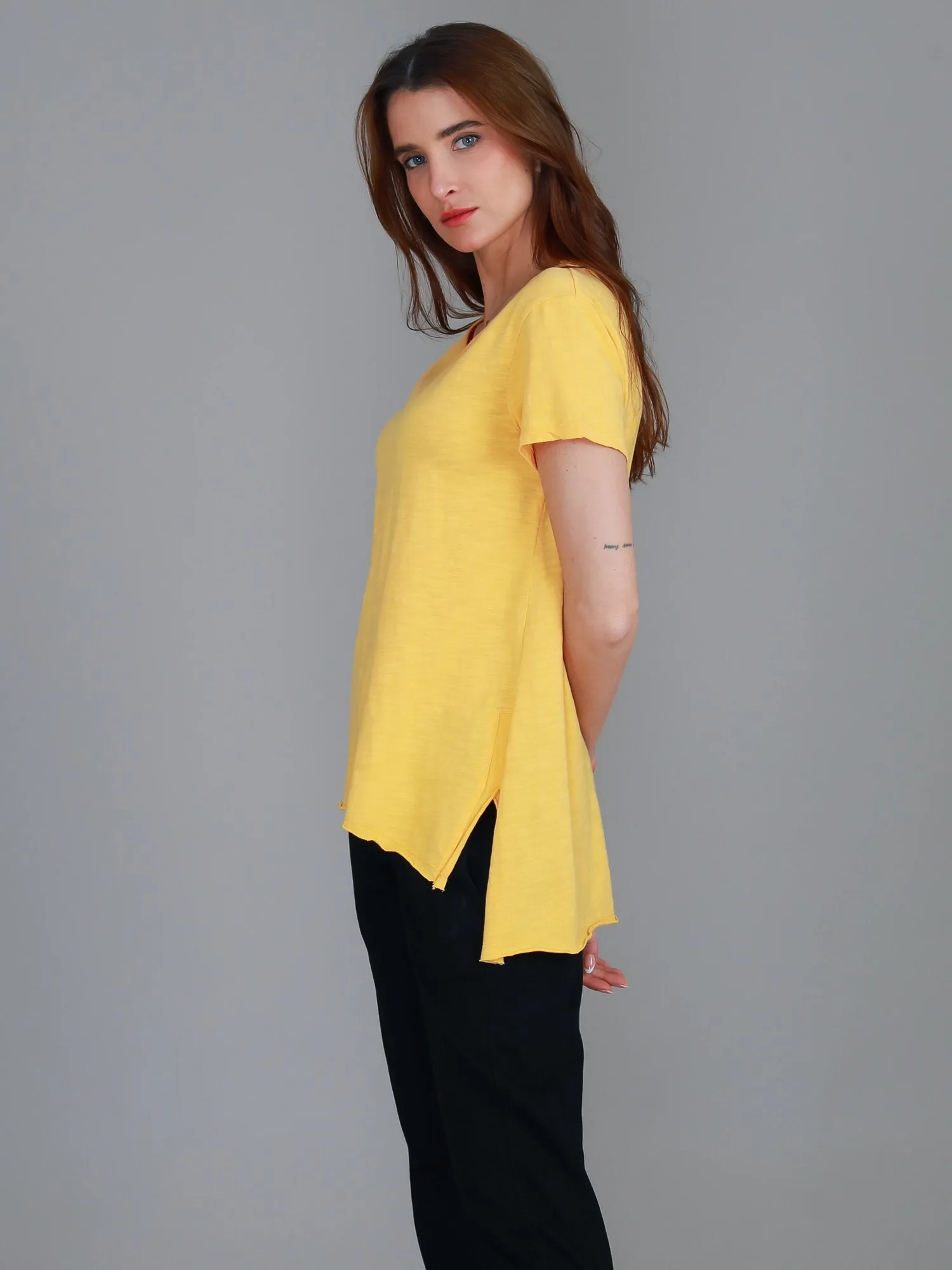 Chelsea Short Sleeve Essentials T Shirt
